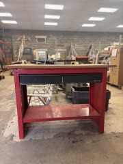 CRAFTSMAN Red Workbench