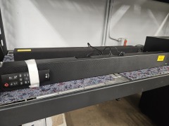 LG Sound Bar w\/ remote SL4Y working