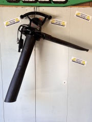 BV3100 12 Amp Balck & Decker  blower\/Vacuum