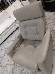 Recliner - Chair