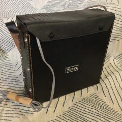 vintage Sears portable battery case in good condition with vintage Eveready #561 alkaline rechargeable battery