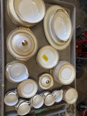 Vintage Floral Meito China 90 Piece Set