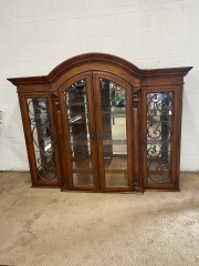 Modern Traditional Lit Hutch Topper