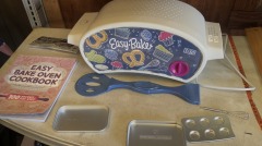 Easy Bake Ultimate Toy Oven