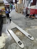 Crown PTH 50-27-48 Pallet Jack        3016