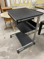 Mobile Computer Desk Table