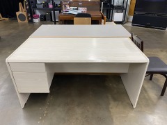 White Desk