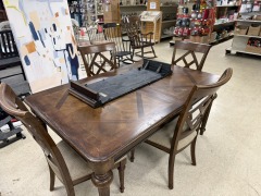 DINING SET W\/4 CHAIRS