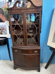 Small Secretary Cabinet