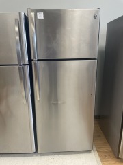 GE Refrigerator