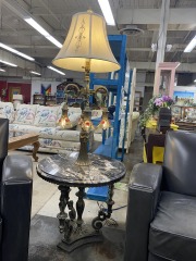 Hollywood Rengency Gothic Table Lamp