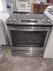 G.E. Stove & Air Fryer