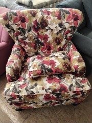 Floral Arm Chair 34 x 30