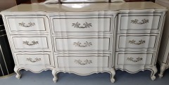 Wht Dresser W\/Mirror 65 x 19