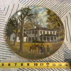 Gorham Southern Landmark Series collector plate featuring Liberty Hall in Crawfordsville, Georgia, painted by John Alan Maxwell.