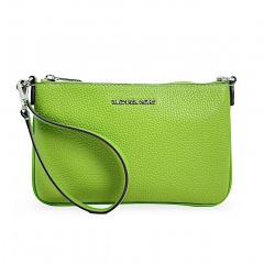 3247 C5 | MICHAEL KORS Jet Set Pebbled Leather Pouch