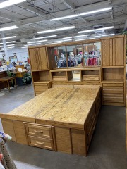 Black Hawk Oak Queen Bed System