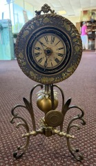 Luna Bella Clock
