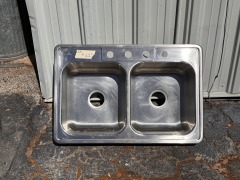 Dayton Elite Kitchen Sink 33\