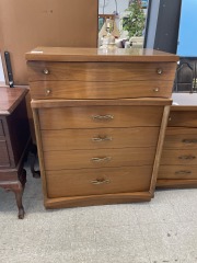 4 Drawer Deco Dresser