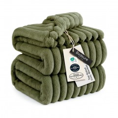 3272 C12 | BEDSURE GentleSoft Fleece Blanket