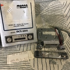 Mecca Vintage In Dash 8 Track Stereo Tape Player Am \/ Fm Mpx Radio Mcr-6011