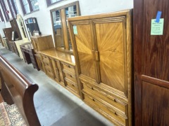 Lane 5pc. Bedroom Set