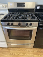 Frigidaire Gas 5 burner stove