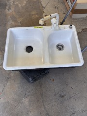Cast Iron Kitchen Sink with Faucet 33\