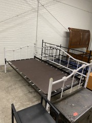 Classic Metal Daybed