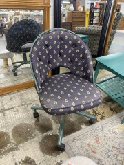 Patterned Green Rolling Office Chair