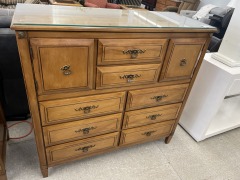 Maple 8 Drawer\/Door Bureau