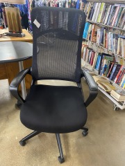 Very Good High Back Office Chair