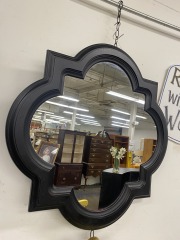 Quarterfoil Mirror 30x30