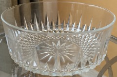 Vintage Serving Bowl, Arcoroc France Diamond Pattern Collectible Glass