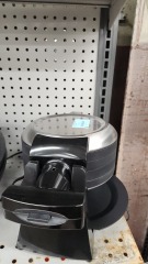 Cook Essentials Rotating Waffle Maker