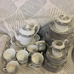 Vintage Towle Royal Limoges Medicis Chinaware