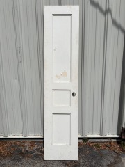 Vintage White Wood Door 17 3\/4\