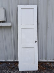 Vintage White Wood Door 23 3\/4\
