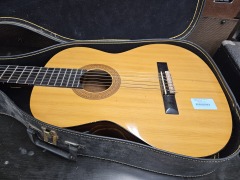 Hohner HC 06 Classical Guitar w case