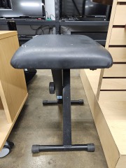 Piano Keyboard Seat