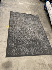 Black and Gray 6x8ft Rug