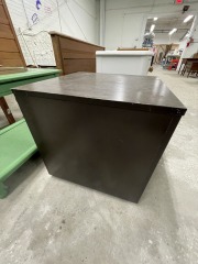 Le Cube Side Table