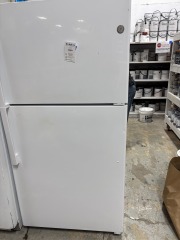 GE Refrigerator