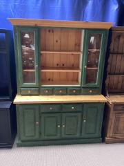 Hutch\/ Armoire