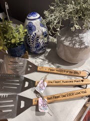 Engraved grill spatula
