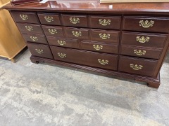 Vintage American Drew 9 dr dresser