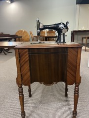 Online:D-Eldredge Sewing Machine