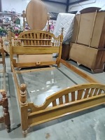 Queen size head & footboard 3181