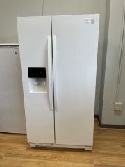 White Kenmore Fridge w\/ Water